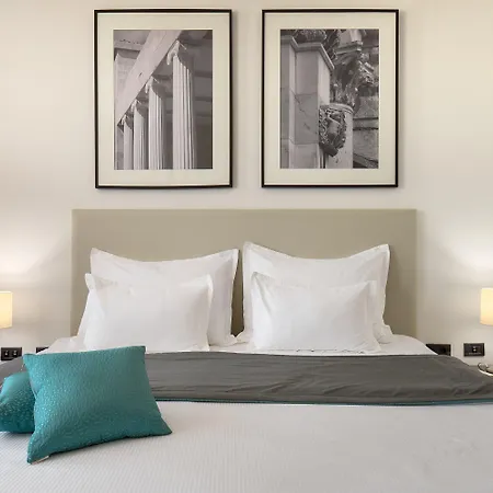 Atrium Szálloda 5*