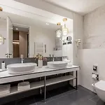 Hotel Atrium 5*