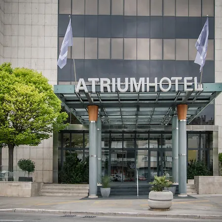 Atrium Готель