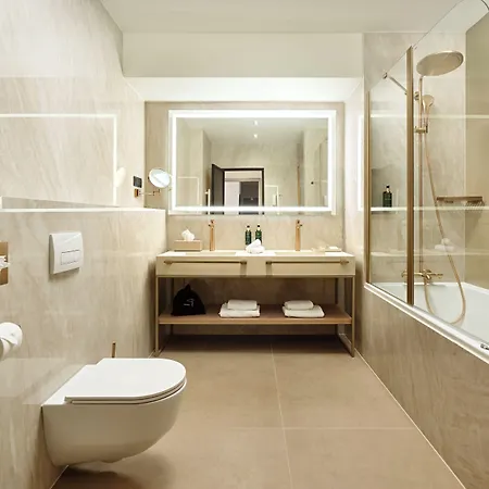 Hotel Atrium 5*